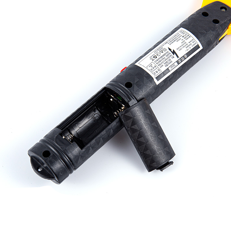 Apisonador de mosquitos eléctrico de tres redes alimentado por batería