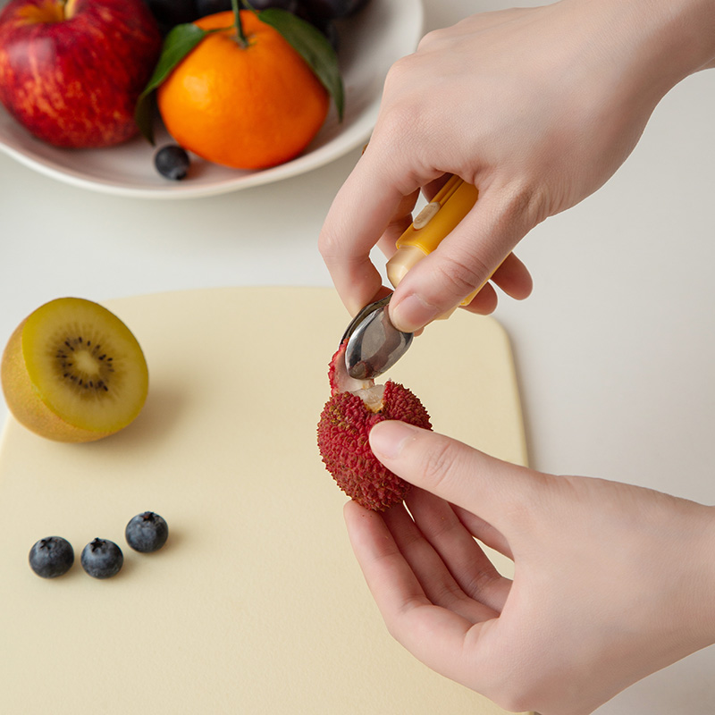 Cuchillo de fruta 3 en 1