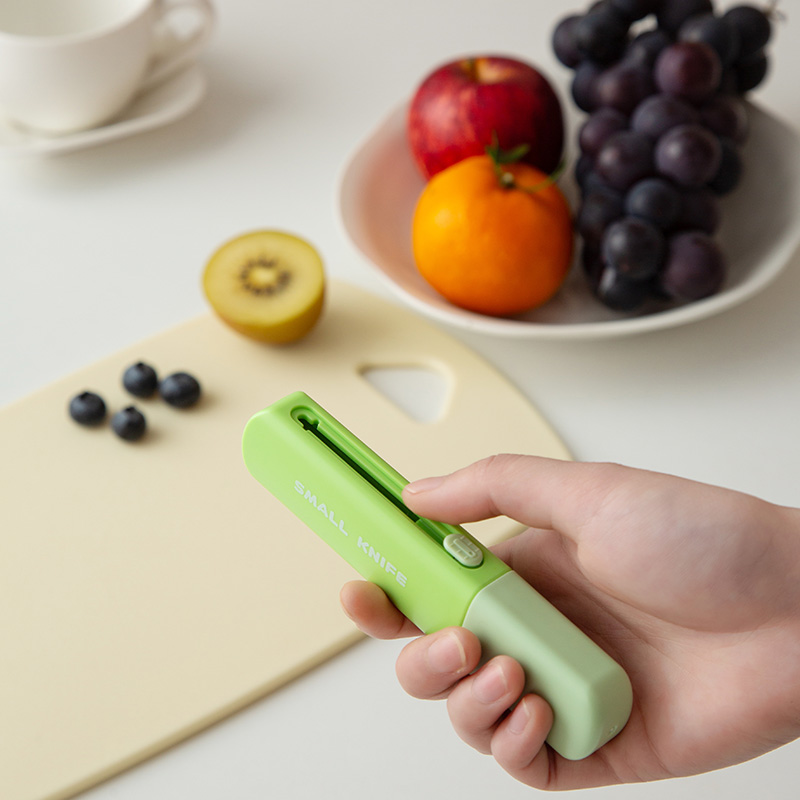 Cuchillo de fruta 3 en 1